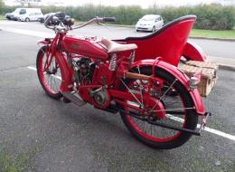 Moto  Indian Powerplus avec side-car