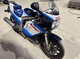 Moto Suzuki GSX-R1100