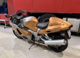 Moto Suzuki GSX-R1300 Hayabusa