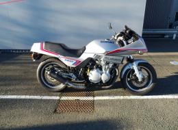 Moto Suzuki XN 85 Turbo
