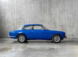Alfa Roméo Giulia GT 1750 Veloce Série II