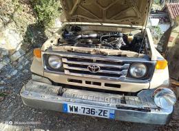 Toyota Land Cruiser fj 75