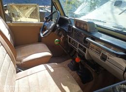 Toyota Land Cruiser fj 75