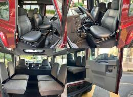 LandRover Defender 90