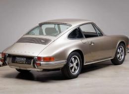 Porsche 911 2,4l Coupé “Ölklappe”