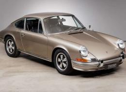 Porsche 911 2,4l Coupé “Ölklappe”