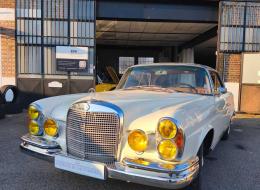 Mercedes-Benz SE 280 coup&eacute; boite auto 4 rapports  