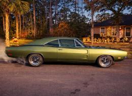 Dodge Charger 440 CID Magnum V-8 suralimenté