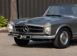 Mercedes-Benz SL 280 Pagode