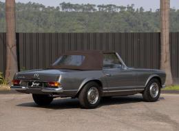 Mercedes-Benz SL 280 Pagode