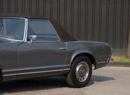 Mercedes-Benz SL 280 Pagode
