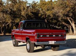 Ford Pick-up F-100