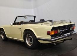 Triumph TR6