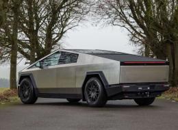   Cybertruck CyberBeast Limited Edition “Foundation Series”