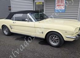 Ford Mustang V8 cabriolet