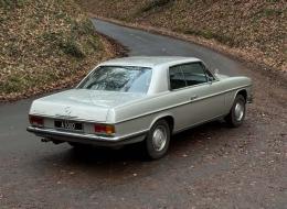 Mercedes-Benz CE 250 W114