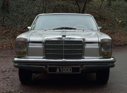 Mercedes-Benz CE 250 W114