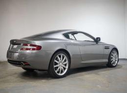 Aston Martin DB 9