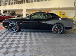 Dodge Challenger V8 6.4L 392CI SRT8
