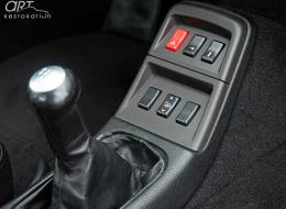 Porsche 993 Carrera 4 Coup&eacute;