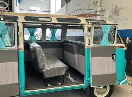 Volkswagen T2 Samba Replica