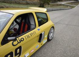 Renault Clio V6 Trophy *Prototype*
