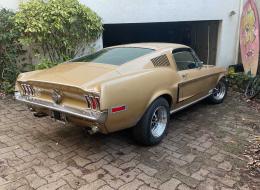 Ford Mustang Fastback GT