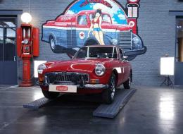 MG B GT