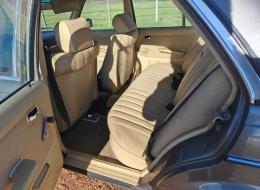 Mercedes-Benz E class 230