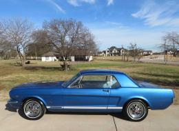 Ford Mustang Coupe V8 Pony pack