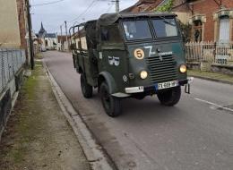 Renault Goélette ancien véhicule de la Gendarmerie mobile