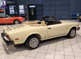 Fiat 124 Spider AMERICA AUTOMATIQUE &ndash; 1982