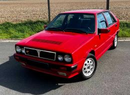 Lancia Delta 1.6 HF Turbo "Rosso Monza"