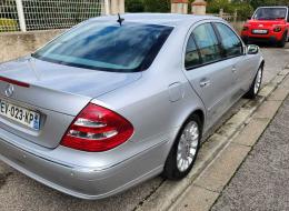 Mercedes-Benz E class 500 V8 – 50 000 km – État collection –