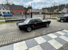 Ford Mustang V8 Coupe