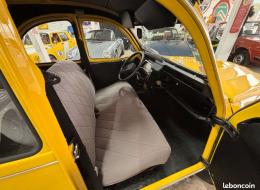Citroen 2 CV 6 charleston