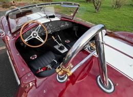 AC Cobra SUPERFORMANCE