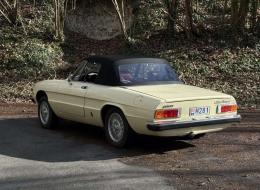 Alfa Roméo Spider 2000