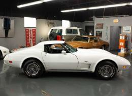 Chevrolet Corvette C3 Boite Meca T-Top