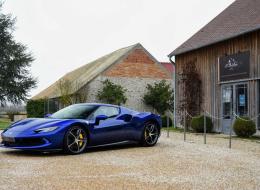 Ferrari 296 GTB - Blue Elettrico - Carbone 
