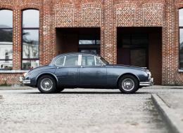 Jaguar MK 2 4.2 by Roadster Group Upgraded