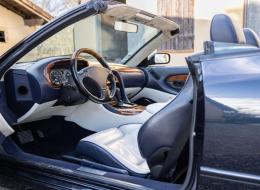 Aston Martin DB 7 Vantage Volante