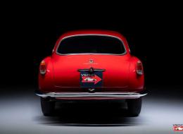 Alfa Roméo Giulietta Sprint 1300 - Rosso Alfa avec un int&eacute;rieur en tissue gris