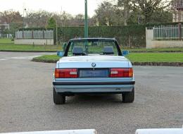 BMW Série 3 325 i Cabriolet E30