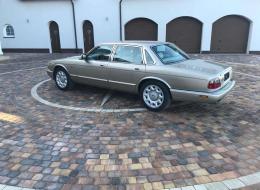 Jaguar Série - XJ V8 4.0