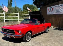 Ford Mustang CABRIOLET