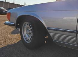 Mercedes-Benz SL 350 R107