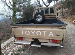 Toyota Land Cruiser fj 75
