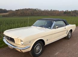 Ford Mustang V8 Cabriolet