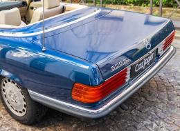 Mercedes-Benz SL 500 R107